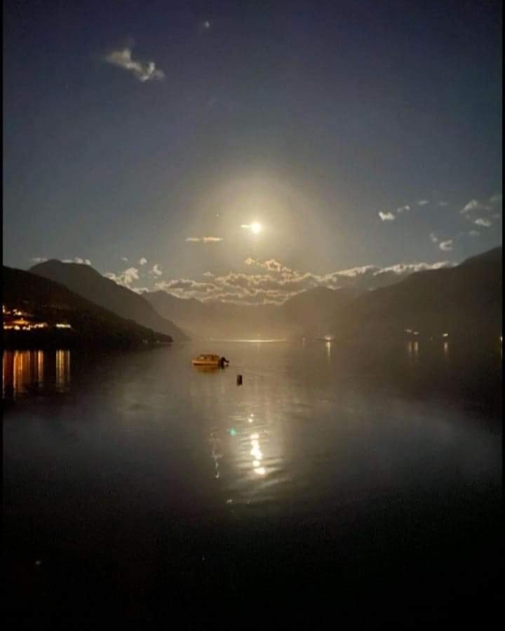 Stryn Fjord Lodge Faleide 130 Экстерьер фото