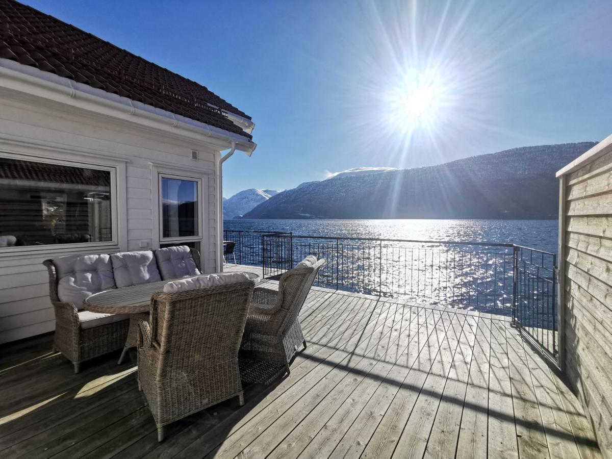 Stryn Fjord Lodge Faleide 130 Экстерьер фото