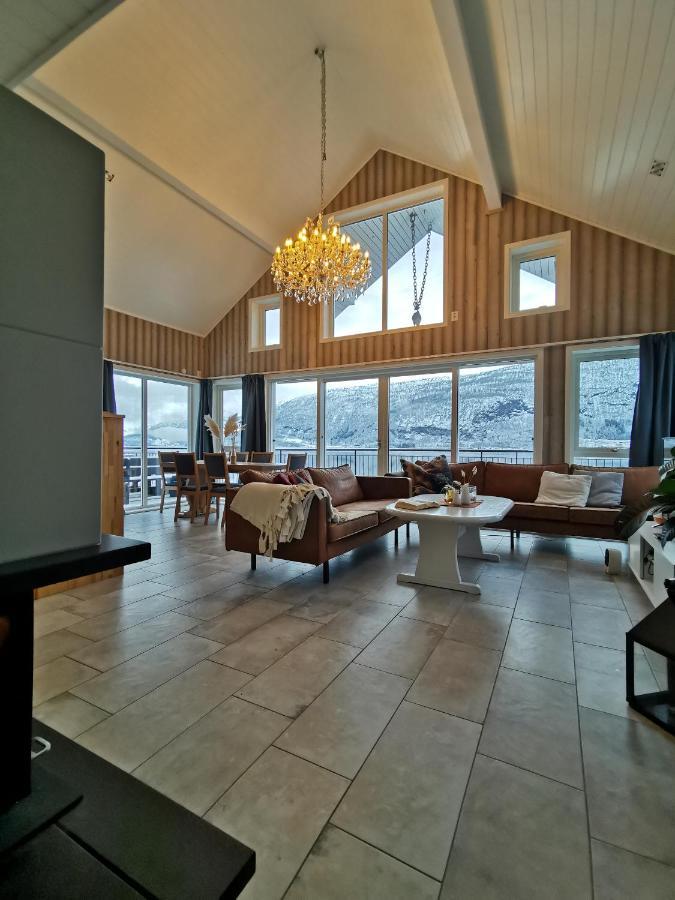 Stryn Fjord Lodge Faleide 130 Экстерьер фото