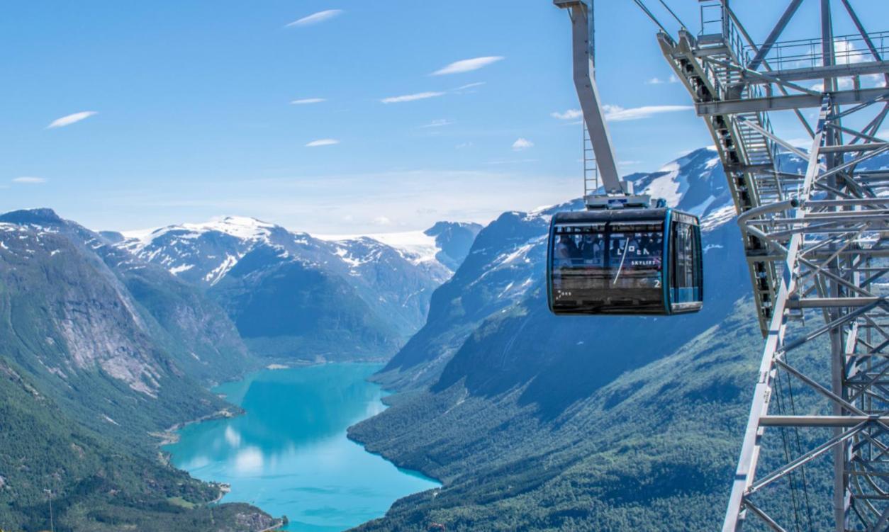 Stryn Fjord Lodge Faleide 130 Экстерьер фото